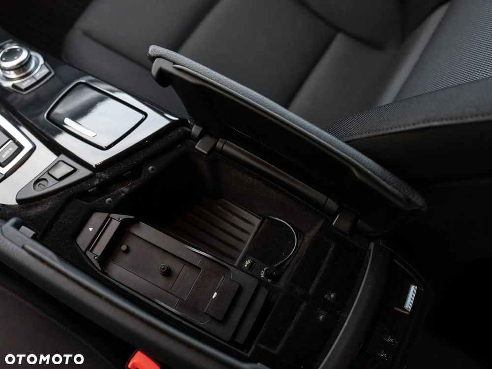 BMW Seria 5 - 27