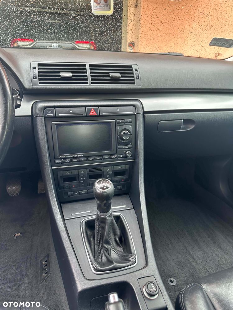 Audi A4 Avant - 7