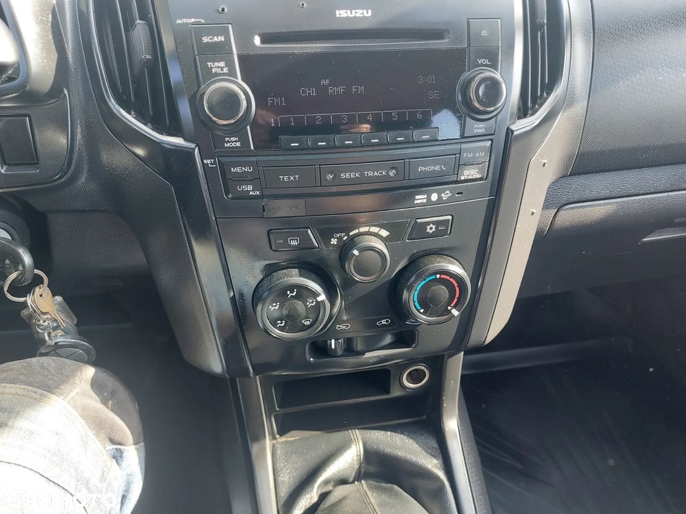 Isuzu D-Max 2.5 DC LS Prime - 19