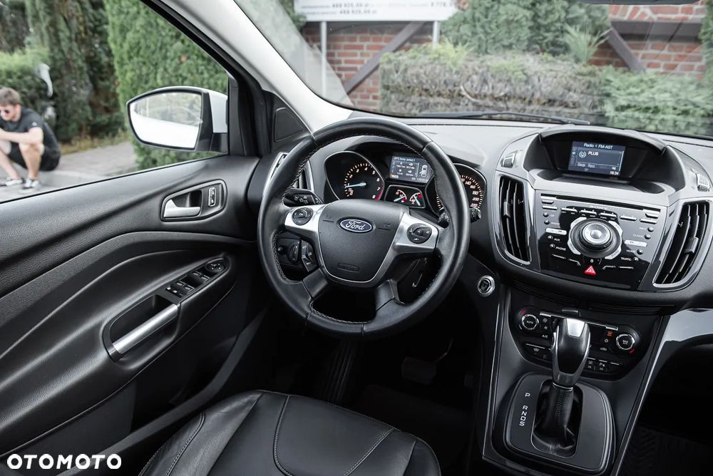 Ford Kuga 1.5 EcoBoost 4WD Titanium - 30