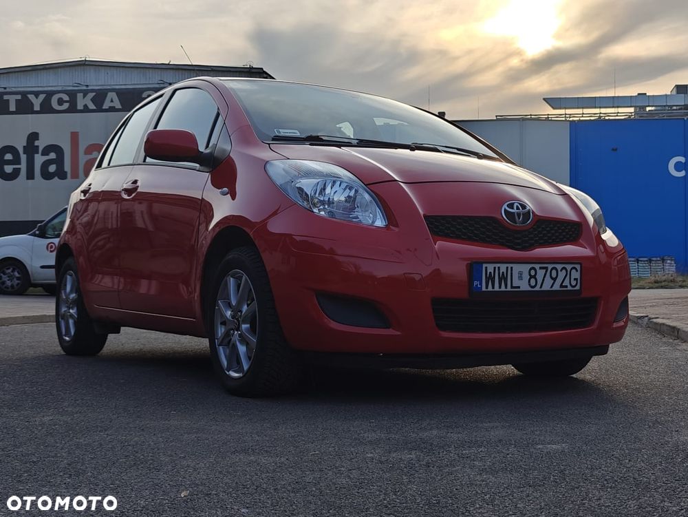 Toyota Yaris 1.4 D-4D Sol MM - 2