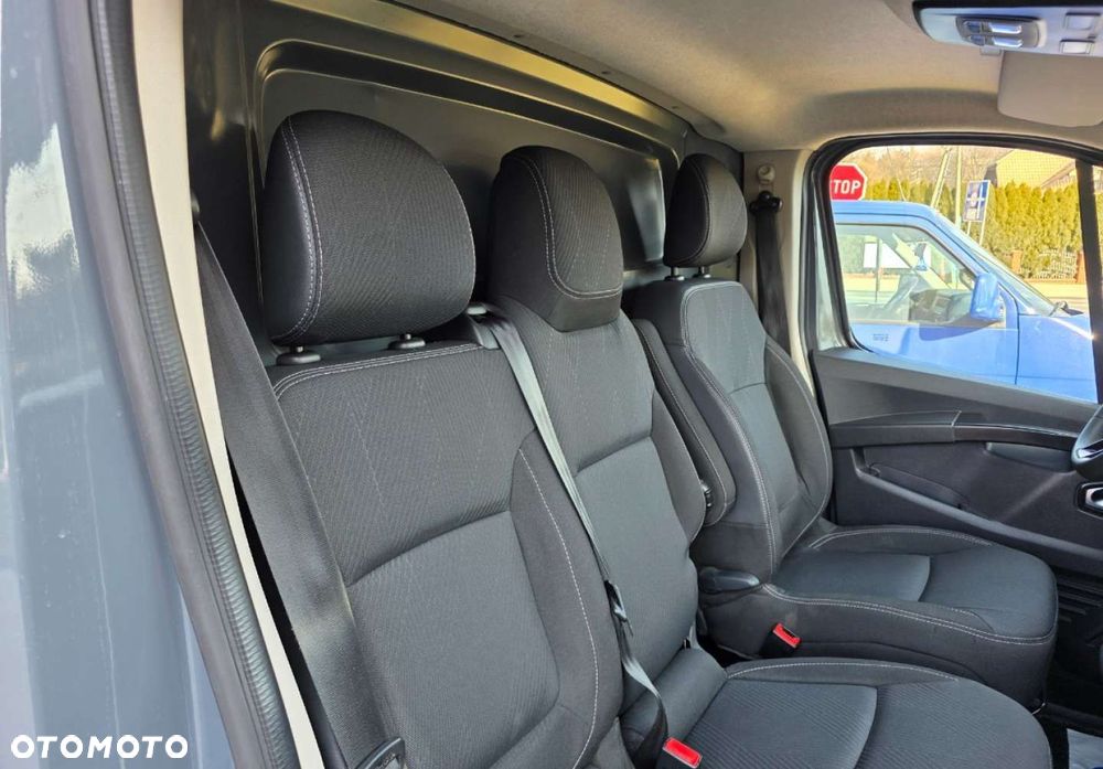 Renault Trafic - 26