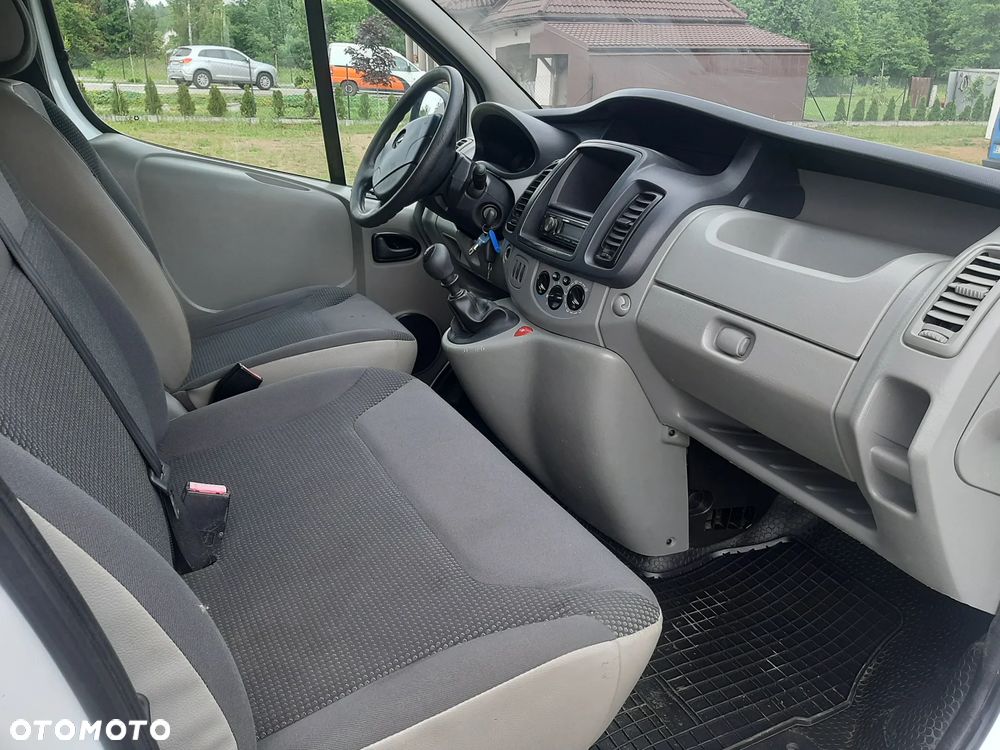 Opel Vivaro - 13