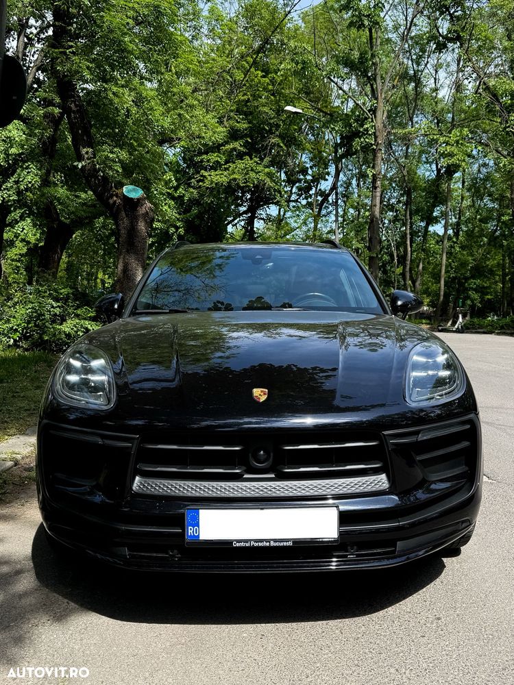 Porsche Macan - 1