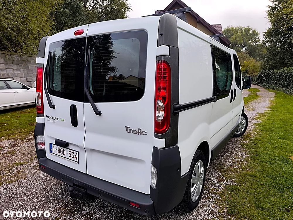 Renault Trafic - 25