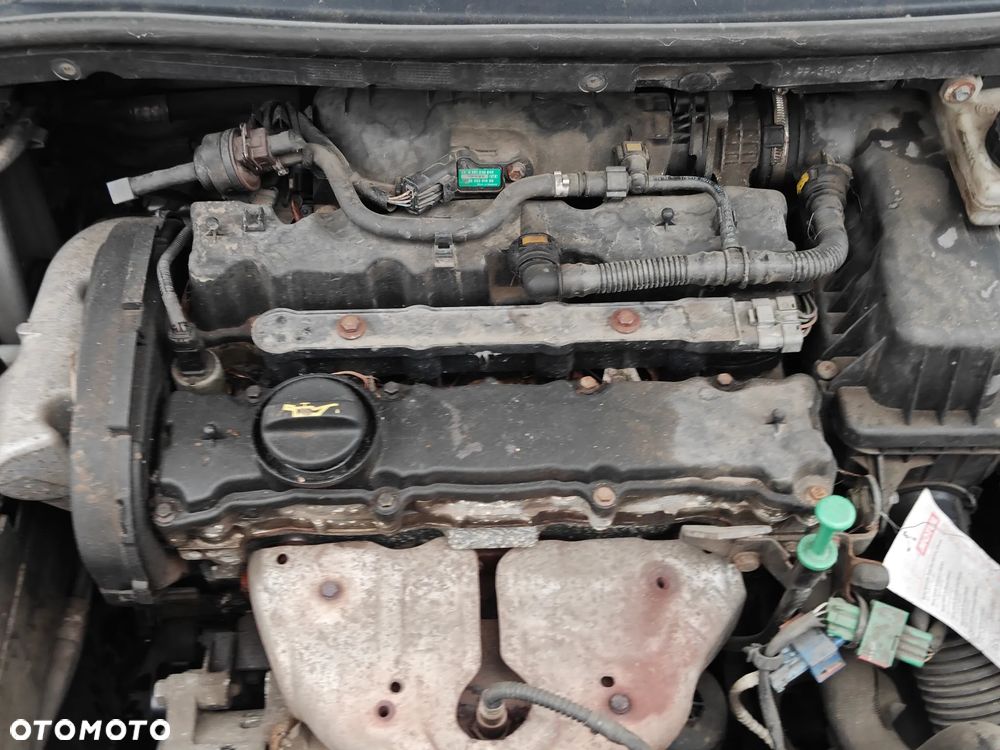 Citroën C4 1.4 16V Impress - 19