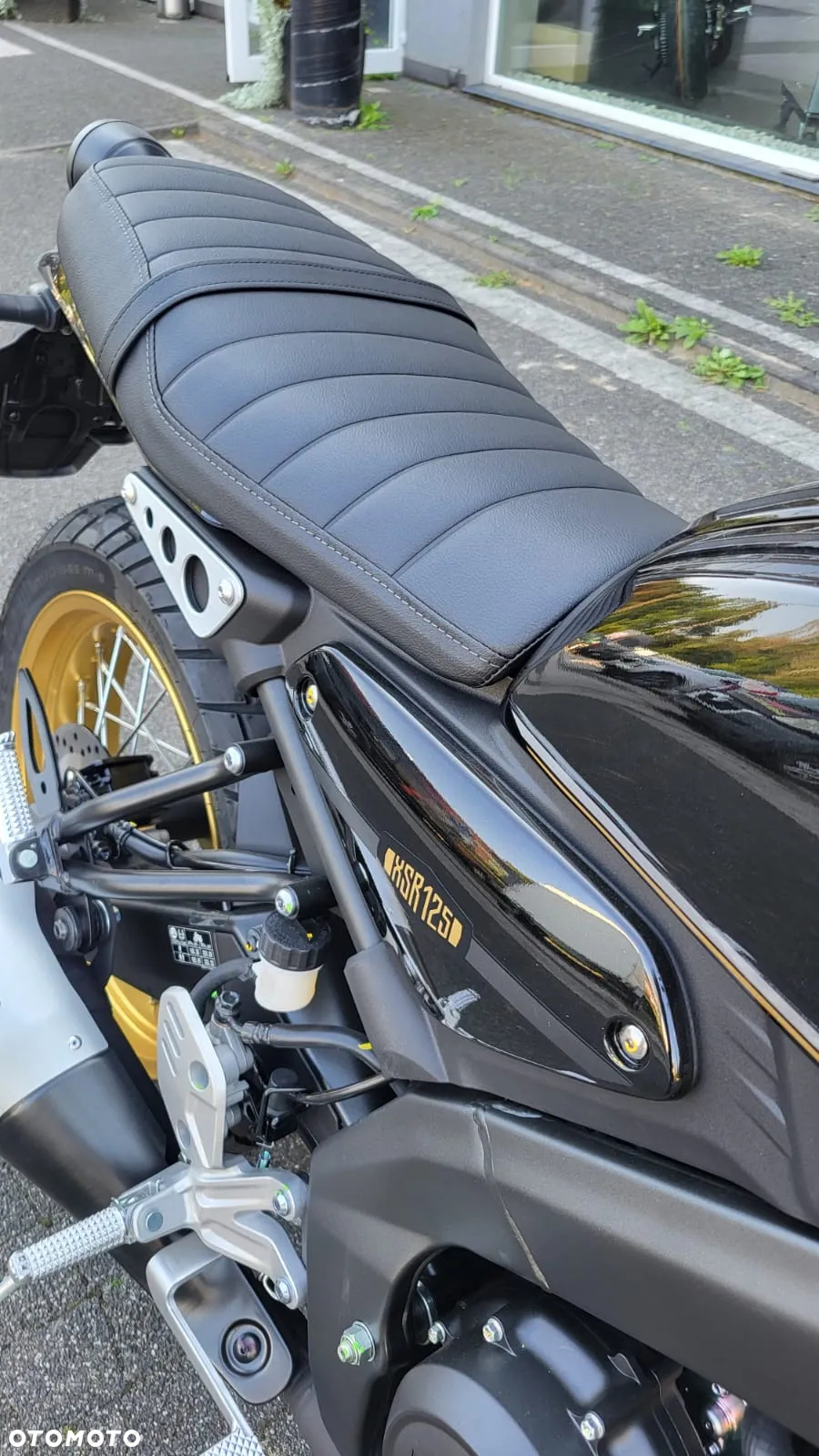 Yamaha XSR - 12