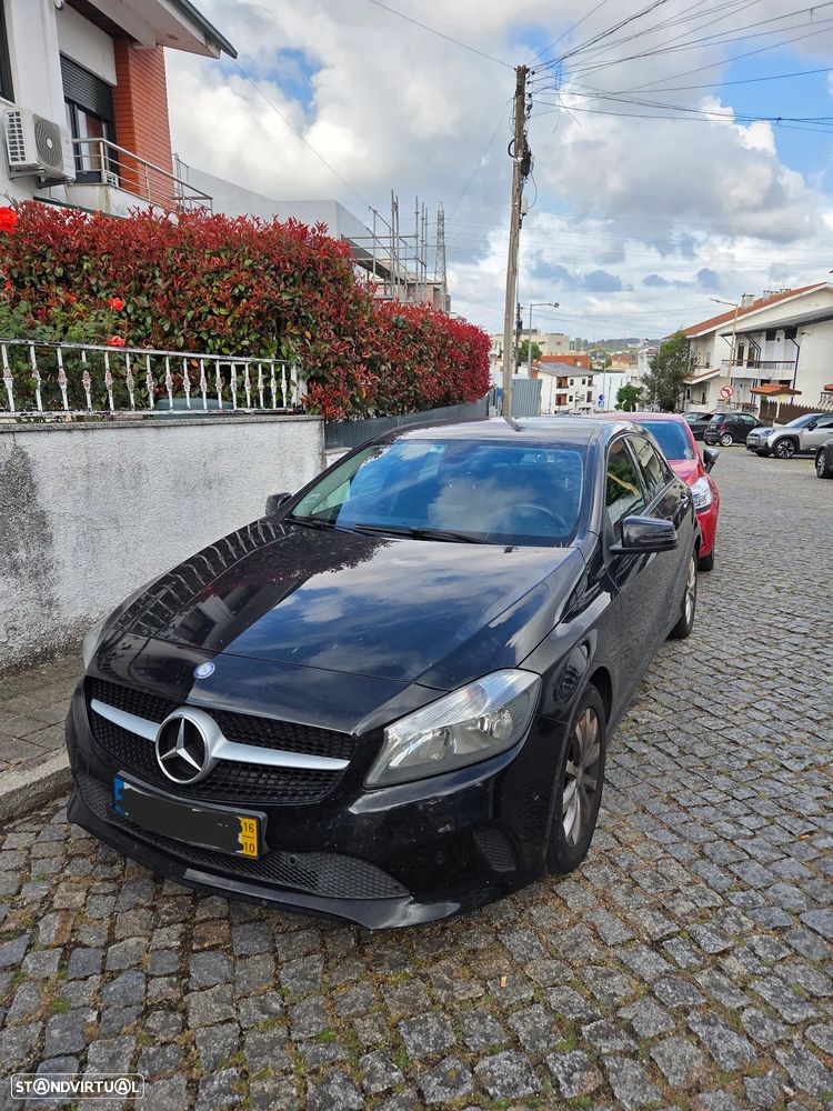 Mercedes-Benz A 180 CDI (BlueEFFICIENCY) Urban - 1