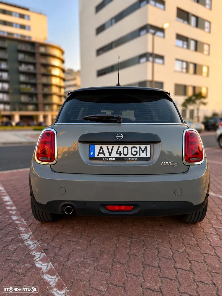 MINI 3 Portas - 13