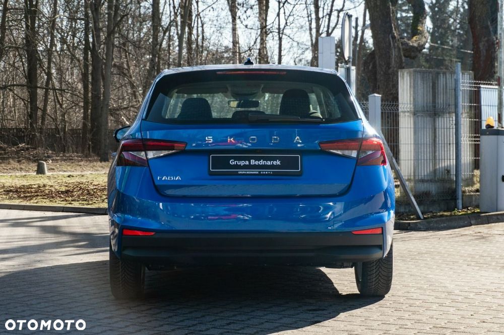 Skoda Fabia - 6