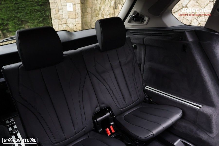 BMW X5 25 d sDrive Comfort 7L - 29