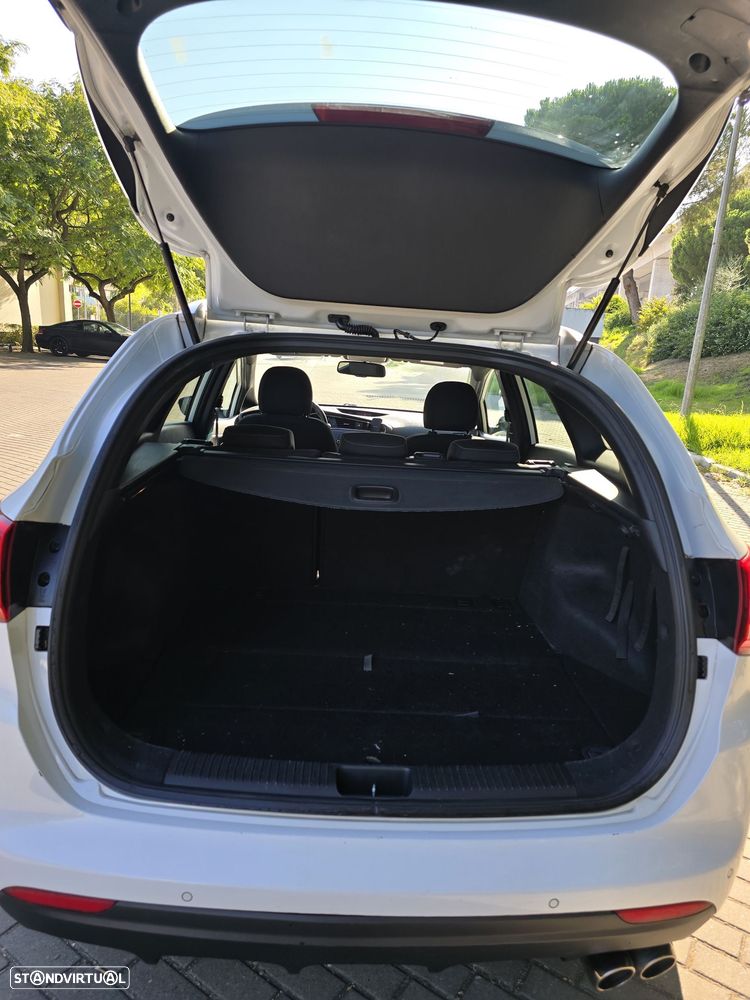 Kia Ceed SW 1.6 CRDi GT Line - 8