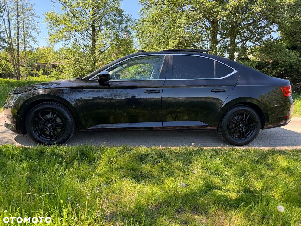 Skoda Superb 2.0 TDI Style - 6