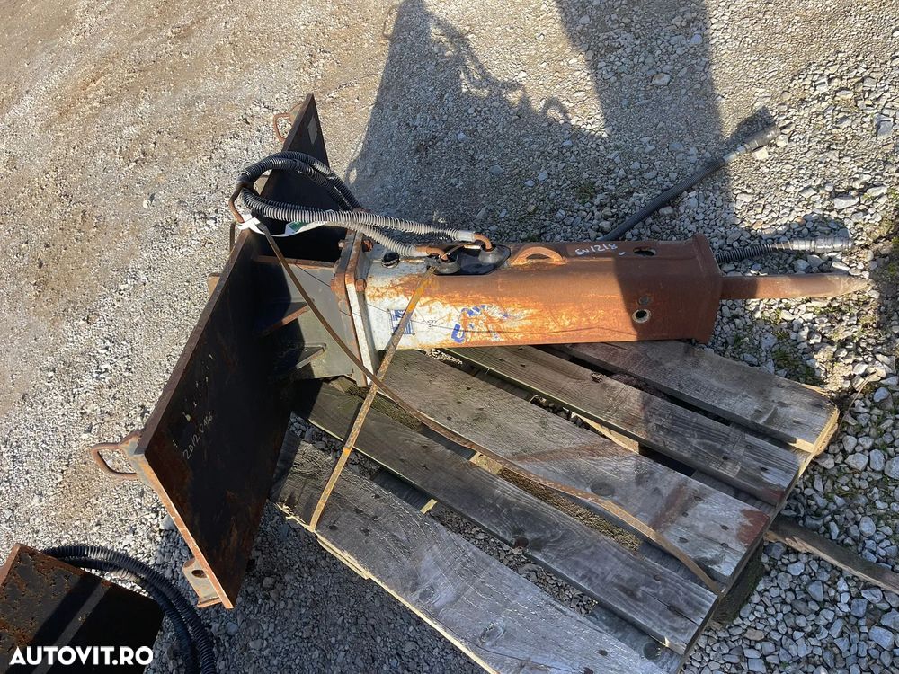 Picon pentru mini incarcatoare, CAT, Bobcat... de 1.5-4 tone - 1