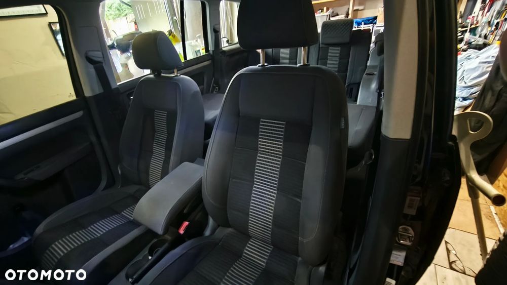 Volkswagen Touran 1.9 TDI DPF United - 10