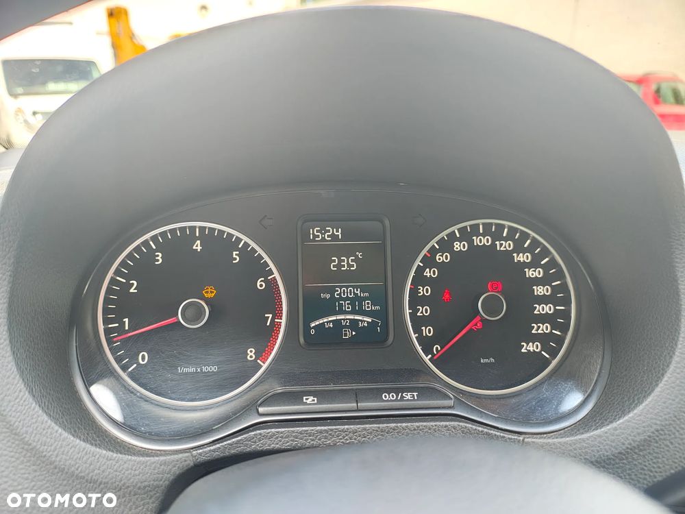 Volkswagen Polo 1.2 TSI Blue Motion Technology Highline - 12