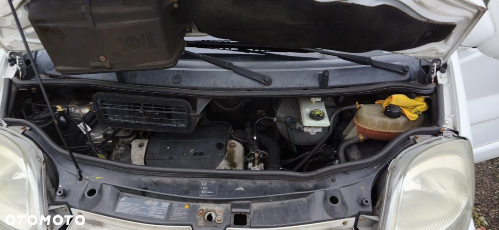 Renault Trafic - 10