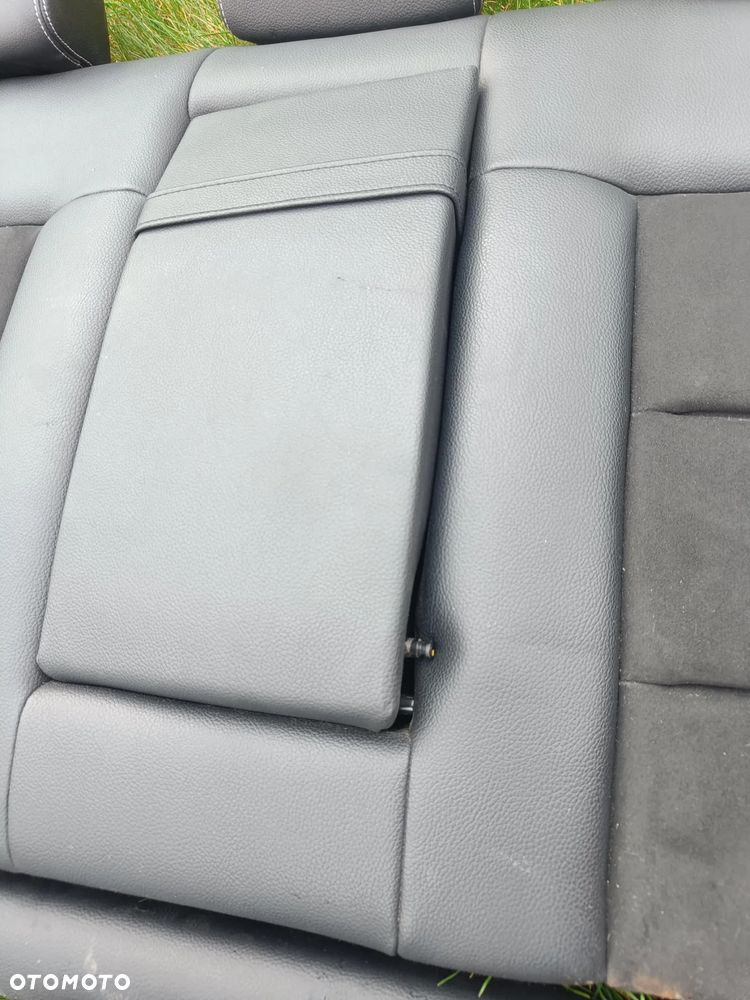 MERCEDES W212 AMG SEDAN KANAPA TYLNA BIAŁA NIĆ ALCANTARA - 10