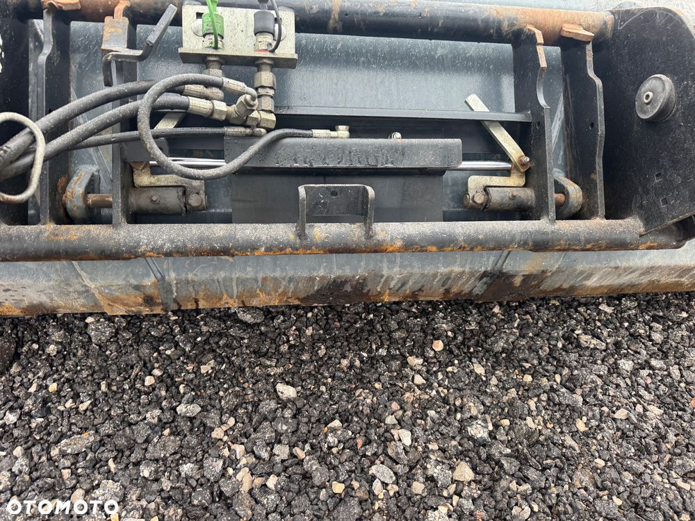 Quicke Ładowacz tur Quicke Trima - 9