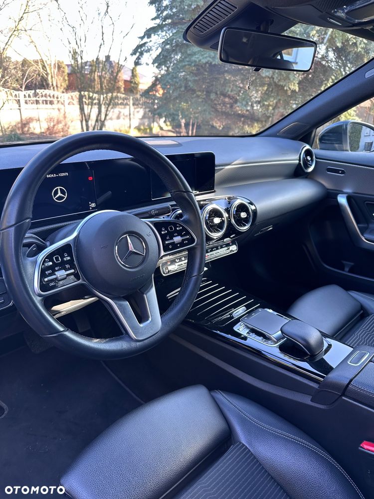 Mercedes-Benz Klasa A 180 Progressive 7G-DCT - 10