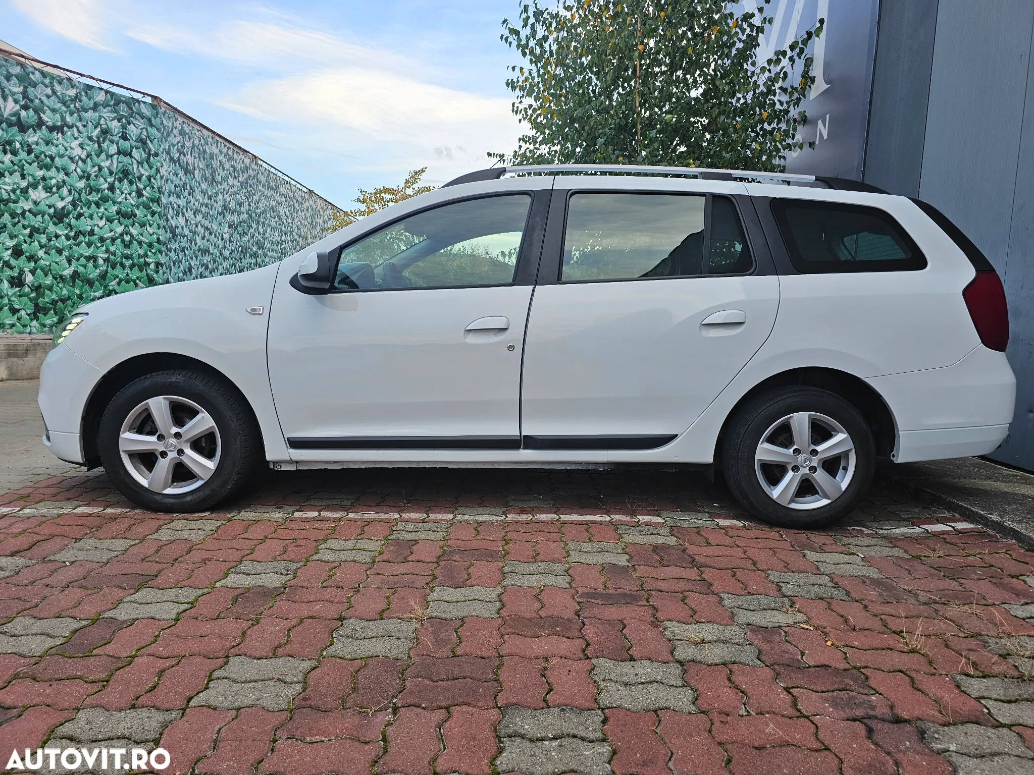 Dacia Logan MCV 0.9 TCe SL PLUS - 9