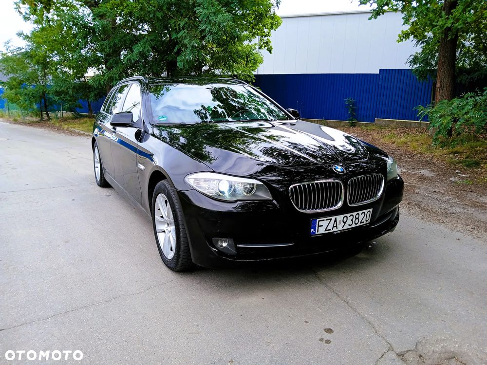 BMW 5 Series 2011 photo 3