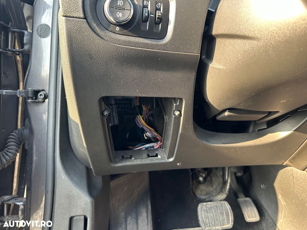 Opel Grandland X 1.2 Turbo START/STOP Aut. Innovation - 7