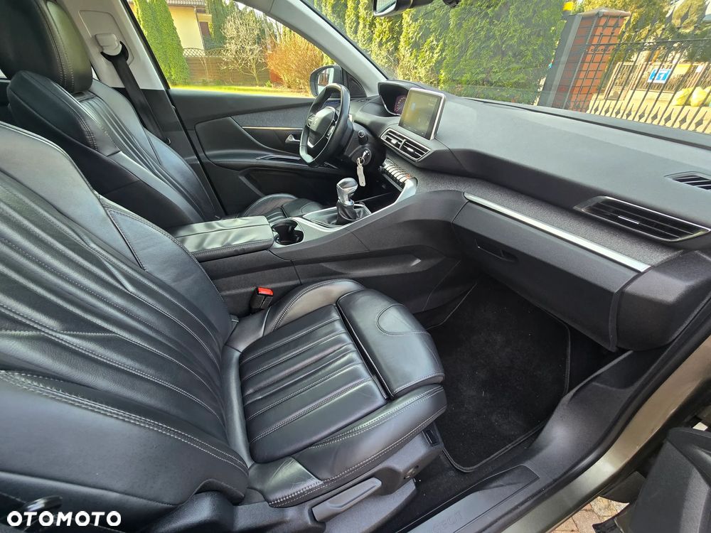 Peugeot 5008 1.6 BlueHDi Allure 7os - 5