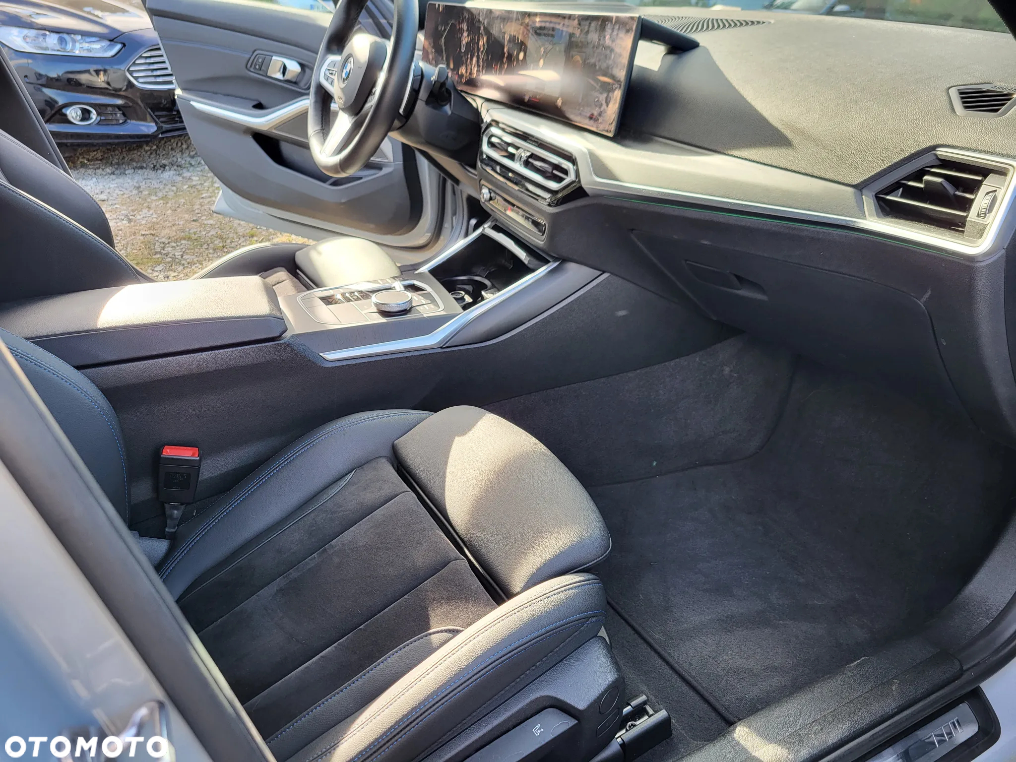 BMW Seria 3 318d M Sport - 16