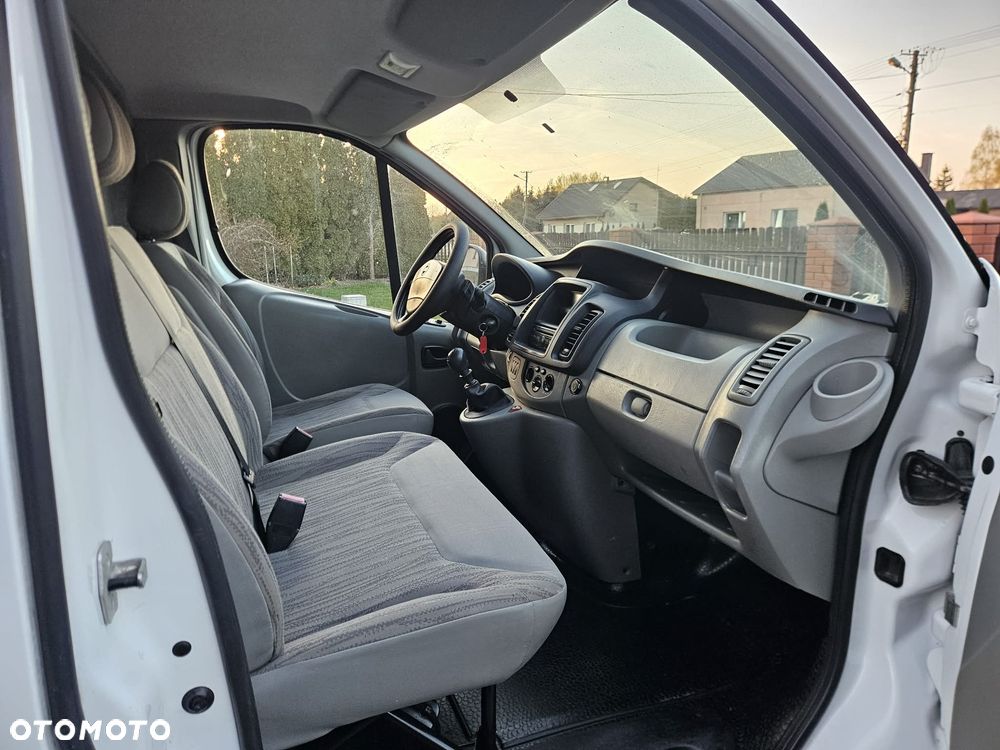 Renault Trafic - 8