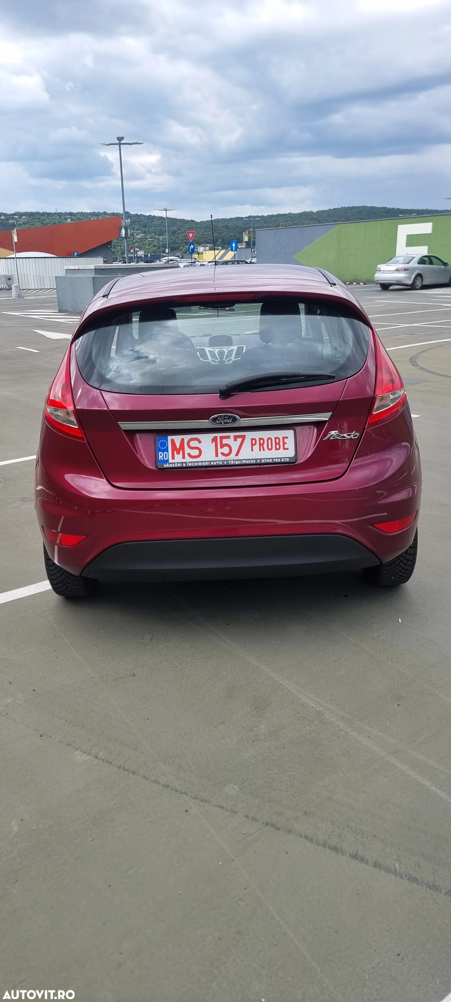 Ford Fiesta 1.4i Ghia - 5