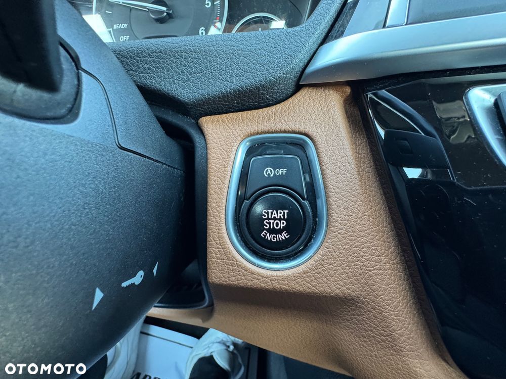 BMW Seria 3 320d Luxury Line - 26