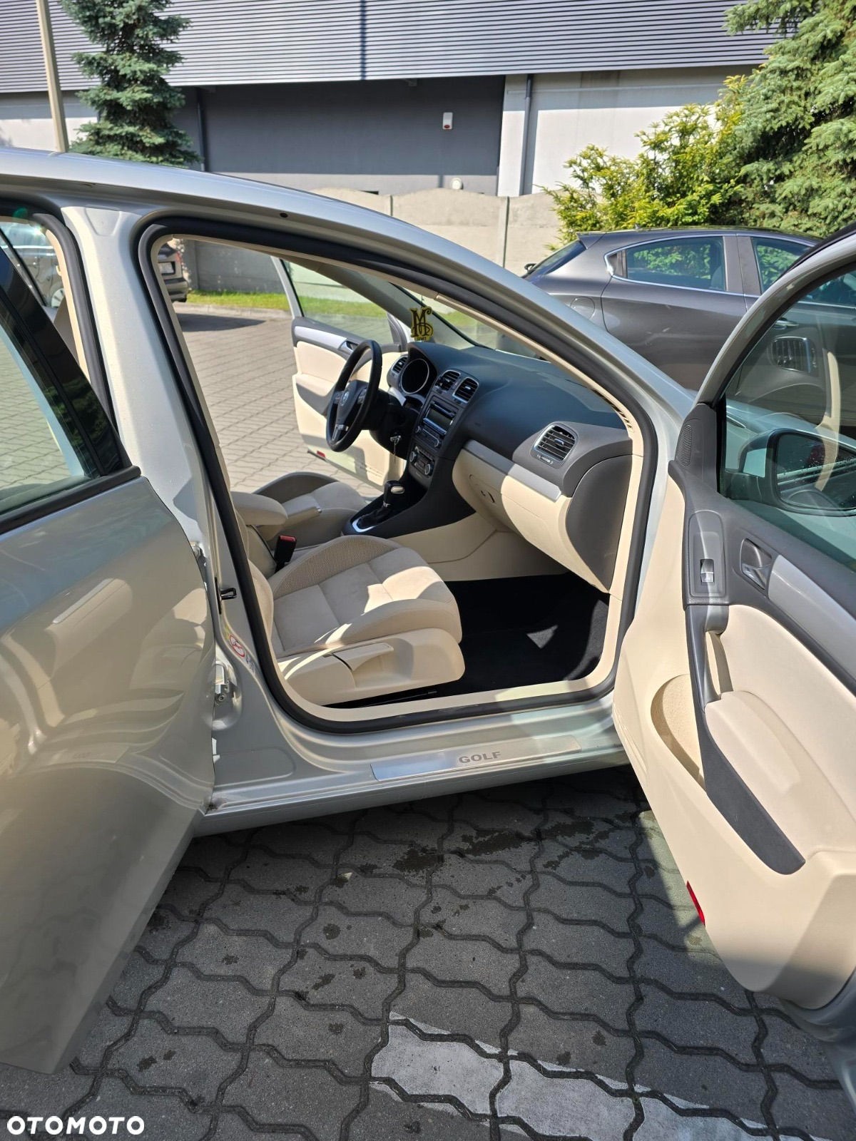 Volkswagen Golf - 15