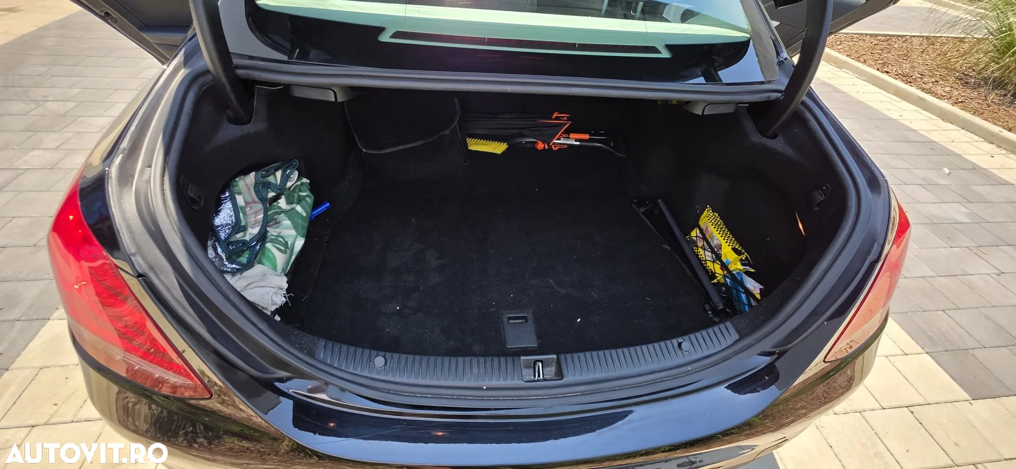 Mercedes-Benz C 220 d 4MATIC Aut. - 4