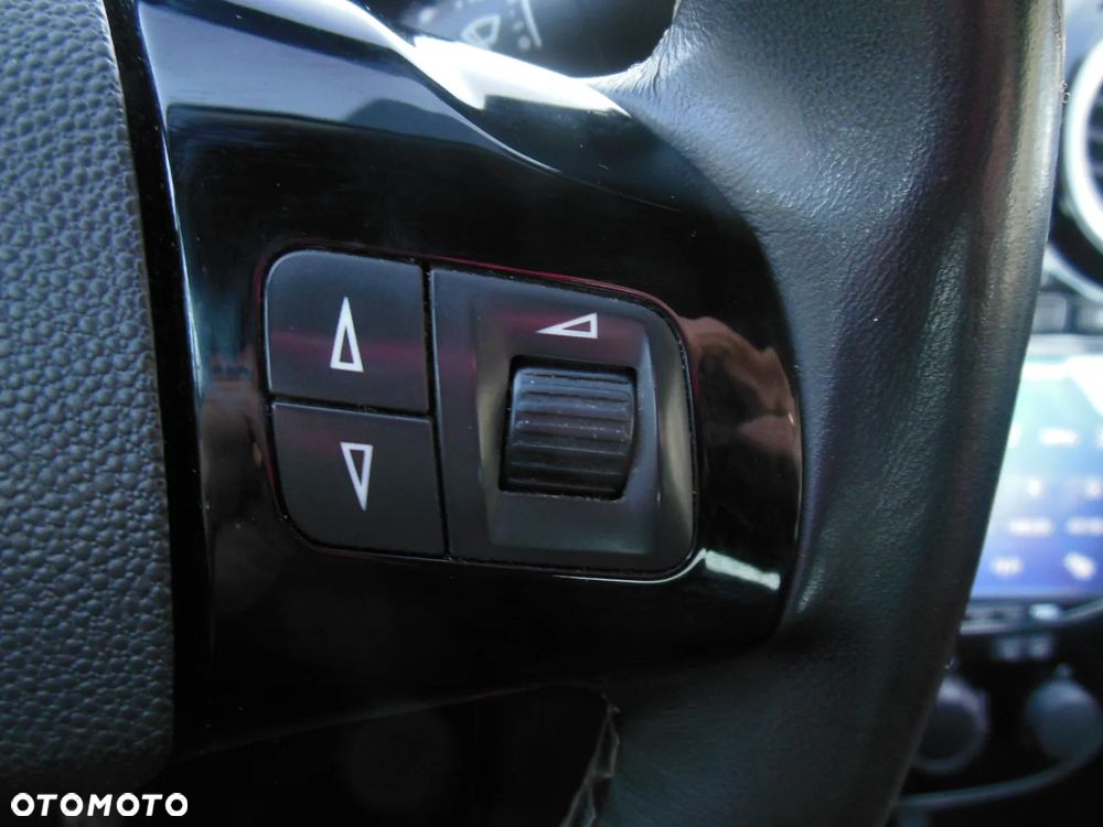 Opel Corsa 1.6 Turbo GSi - 21