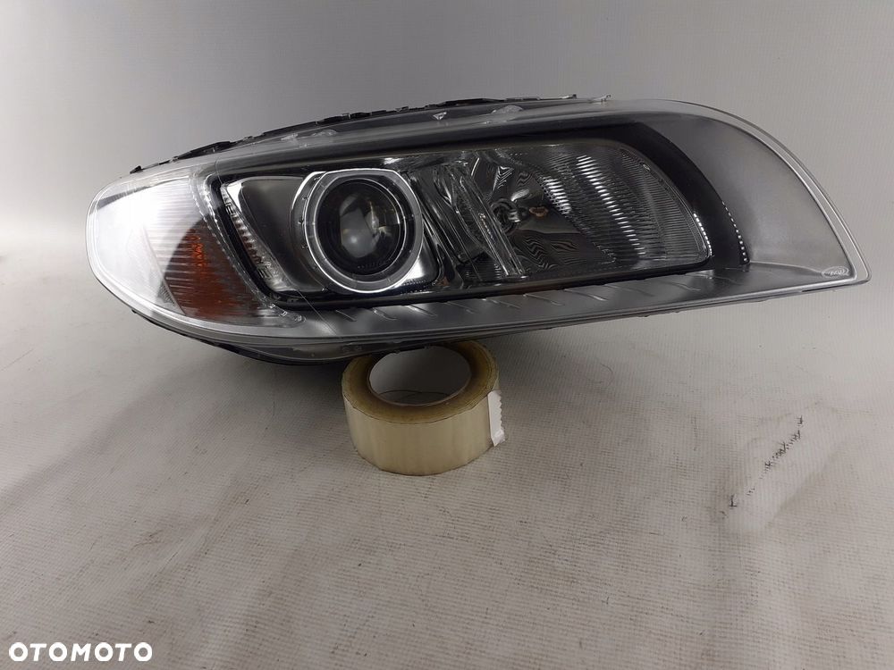 Lampa prawa przód Volvo V70 S80 bi-xenon skr 13-16 - 1