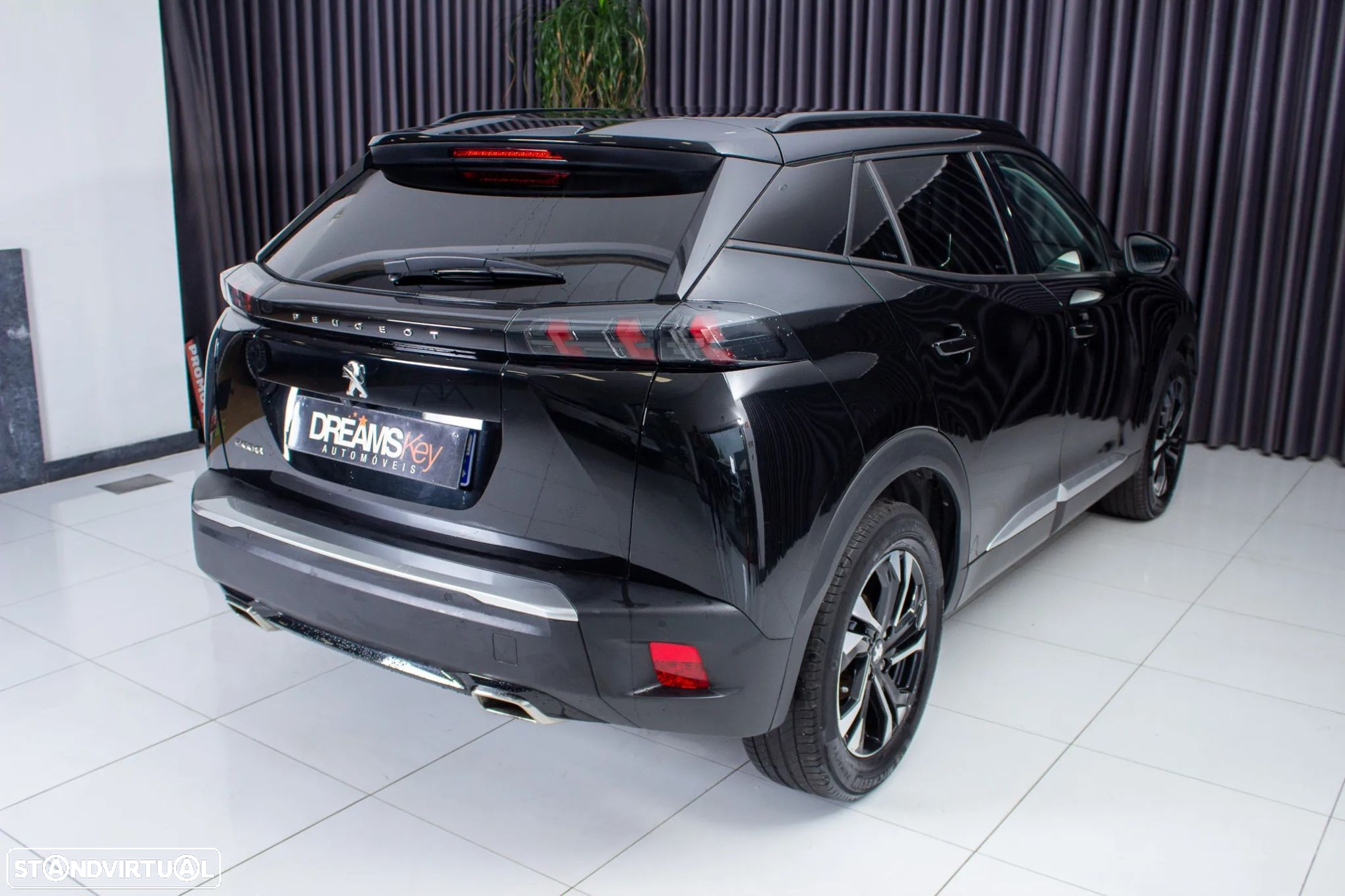 Peugeot 2008 1.2 PureTech Allure EAT8 - 9