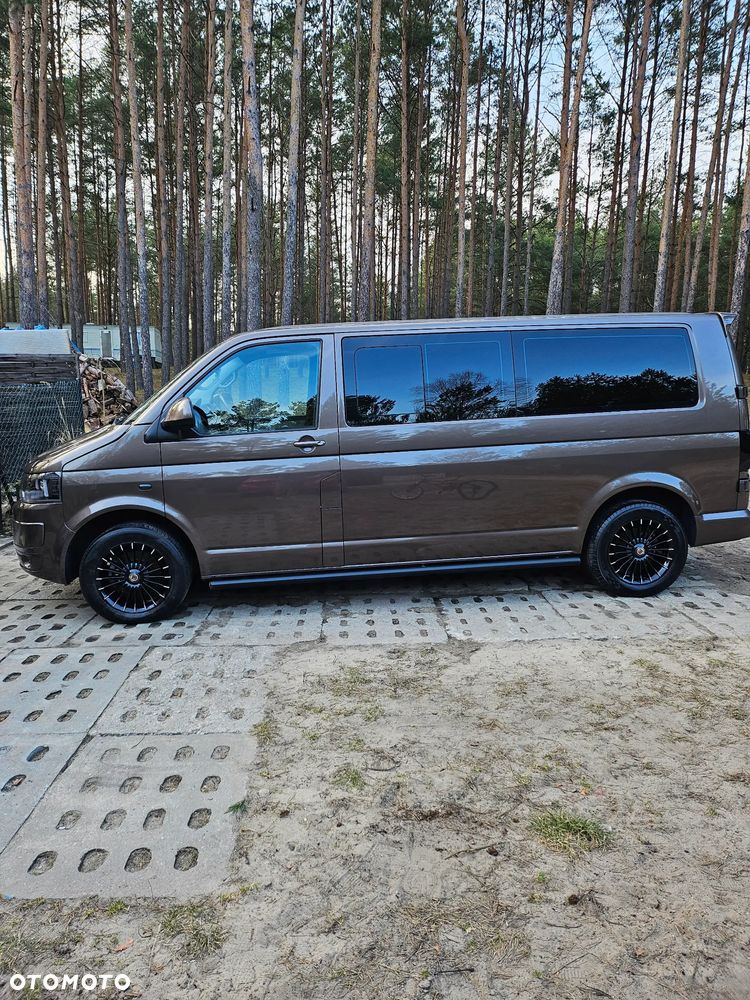 Volkswagen Caravelle - 20