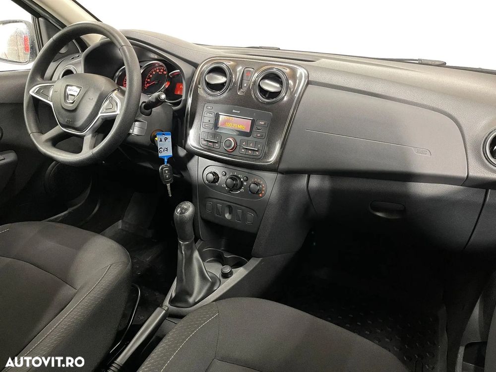 Dacia Logan 1.0 SCe SL PLUS - 9
