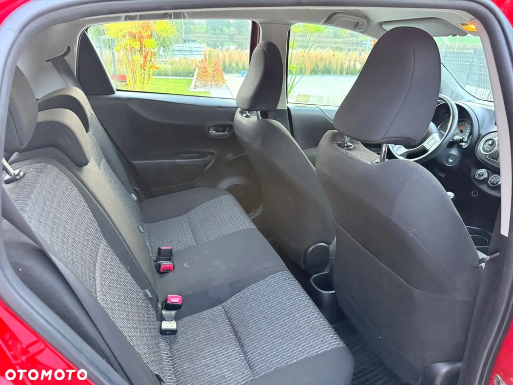 Toyota Yaris - 11