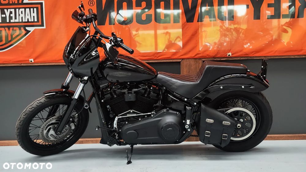 Harley-Davidson Softail Street Bob - 7
