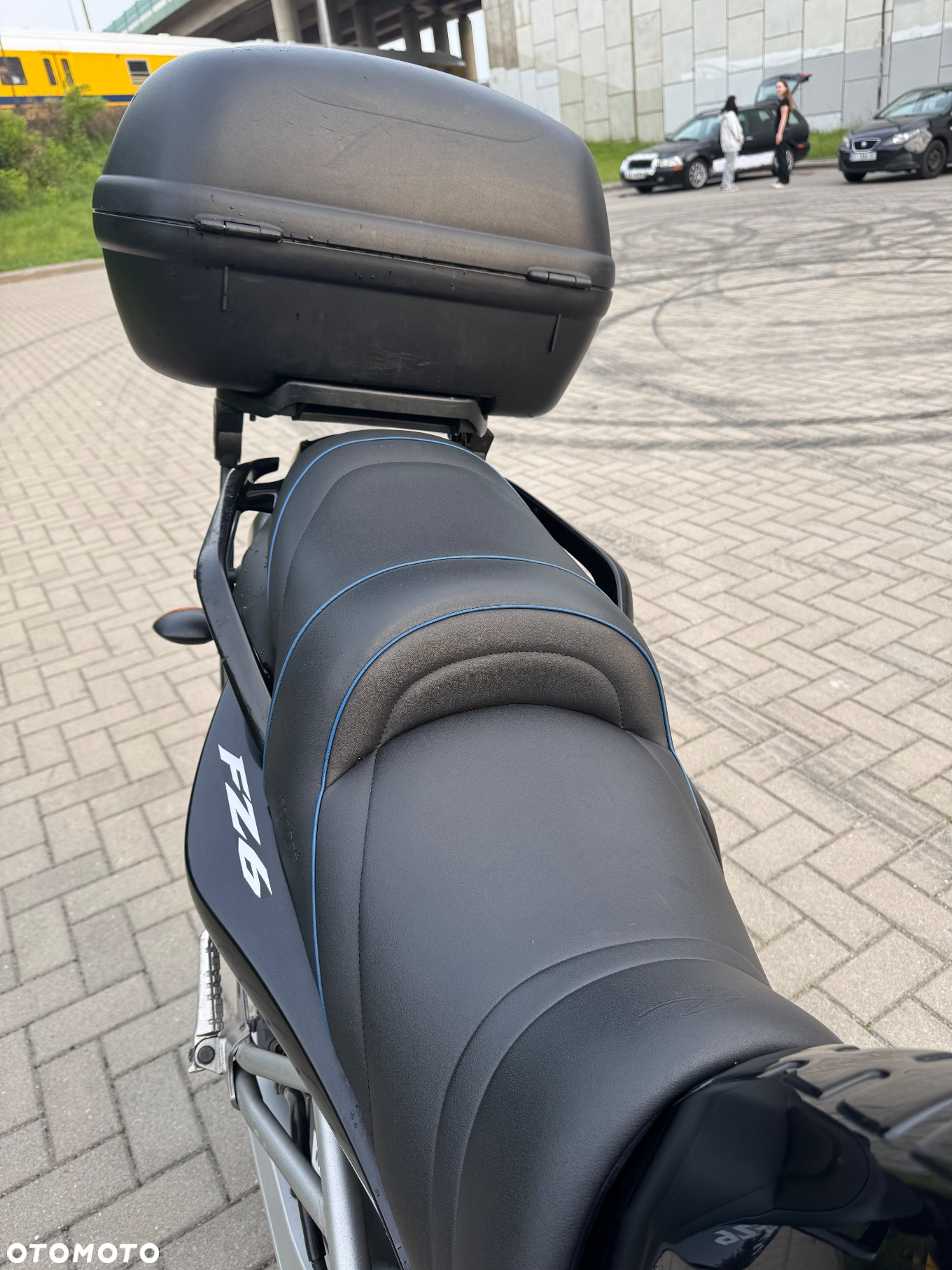 Yamaha FZ6 - 7
