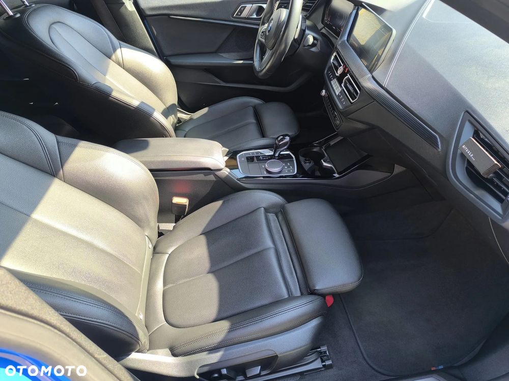 BMW Seria 2 218d M Sport - 14