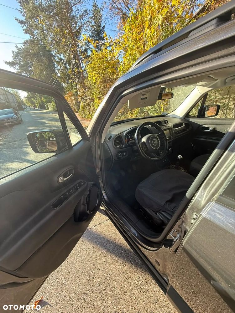 Jeep Renegade - 12
