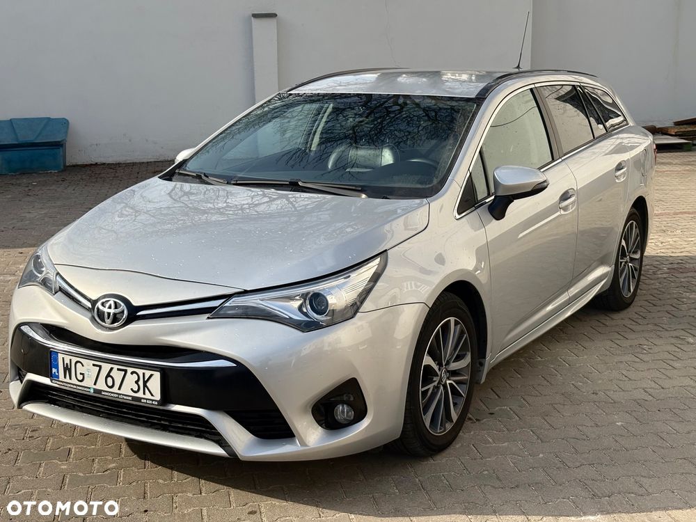 Toyota Avensis Touring Sports 1.6 D-4D Business Edition - 1
