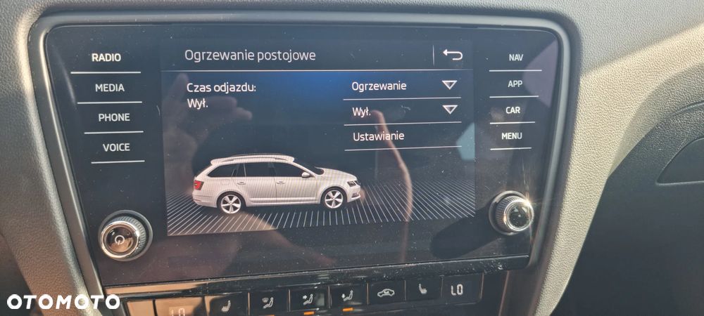 Skoda Octavia 2.0 TDI DSG Premium Edition - 16