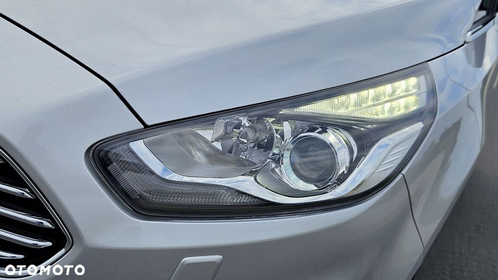 Ford S-Max 2.0 TDCi Titanium - 29