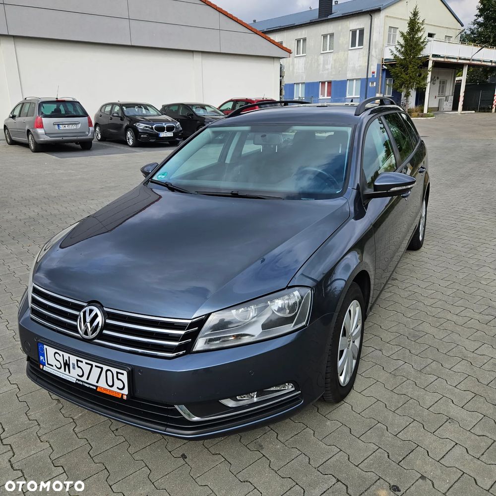 Volkswagen Passat 1.6 TDI Comfortline - 1