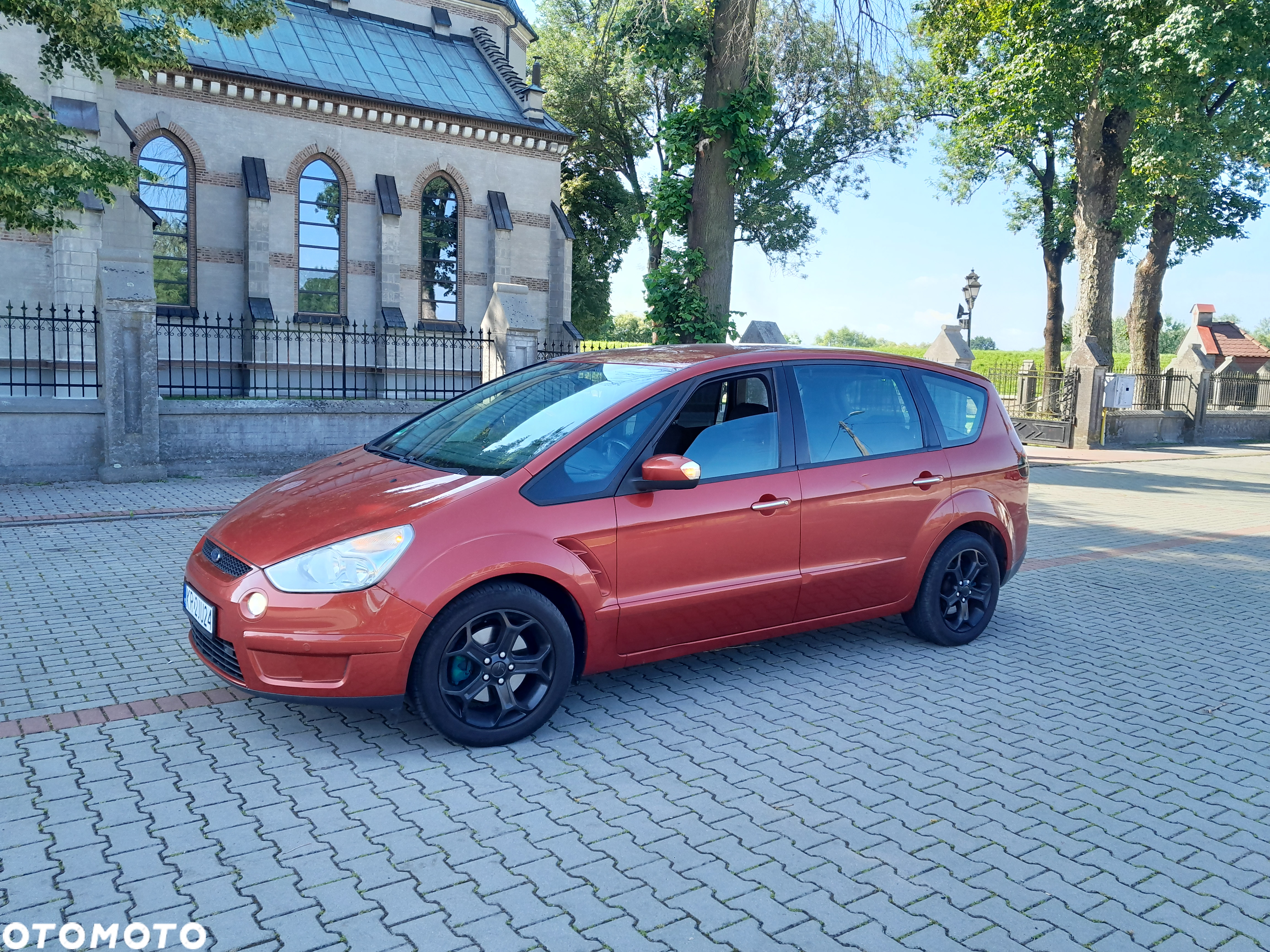 Ford S-Max - 16