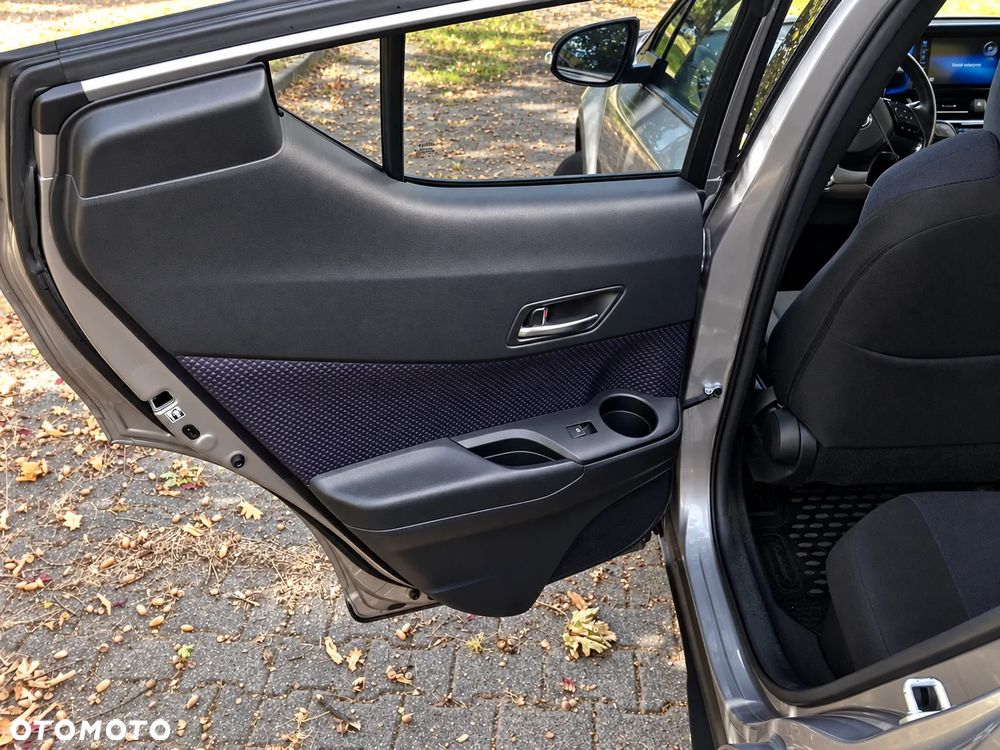 Toyota C-HR Style Selection - 22